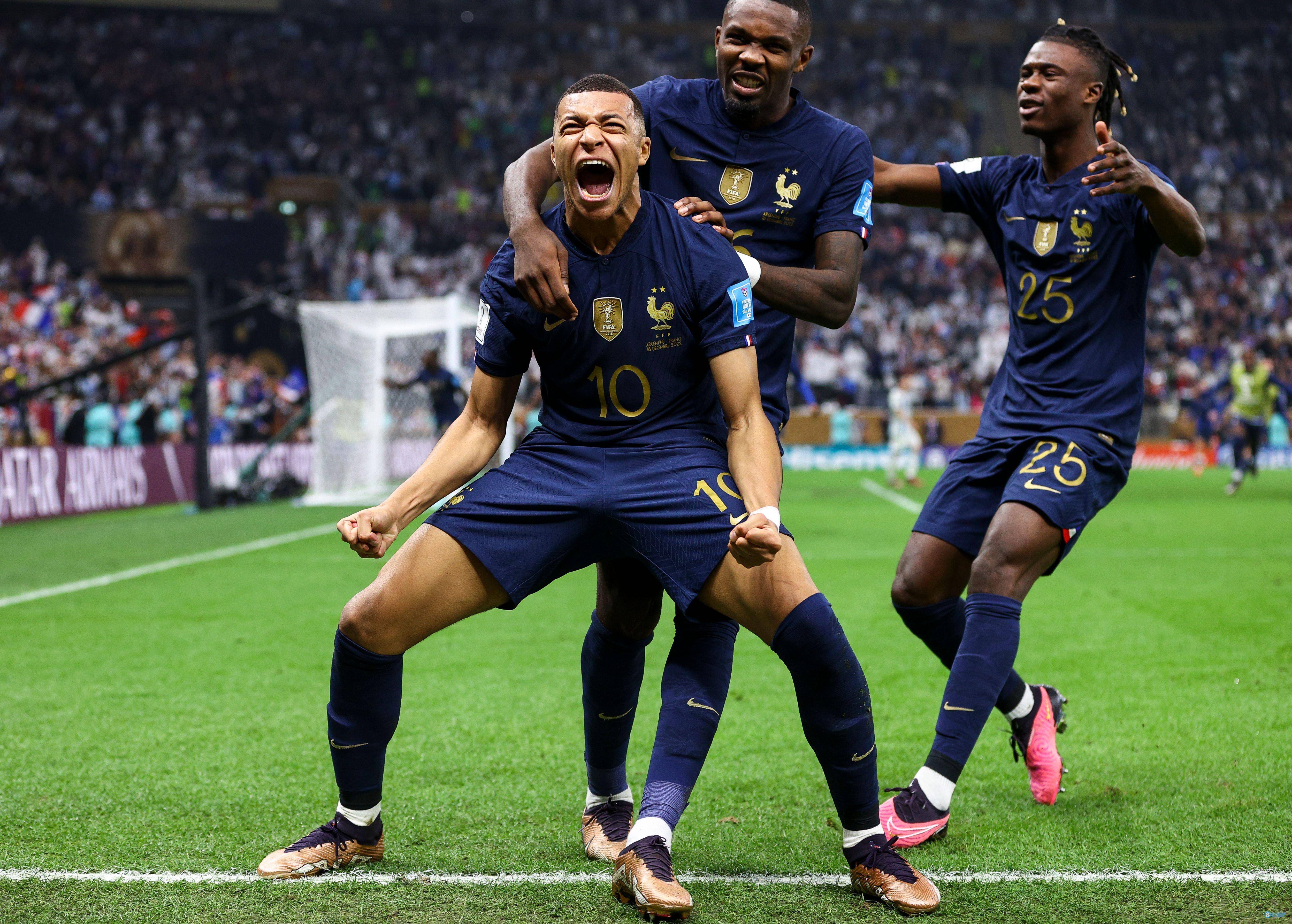 法国队险胜德国队,波尔扛起全队的简单介绍 法国队险胜德国队,波尔扛起全队的简单介绍