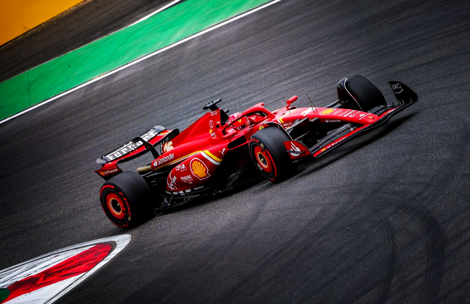 红牛车队翻盘阿斯顿马丁,周冠宇点燃赛场 红牛车队翻盘阿斯顿马丁,周冠宇点燃赛场