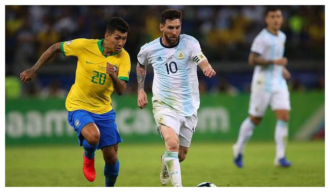 智利碾压罗马,内马尔带队取胜 智利碾压罗马,内马尔带队取胜