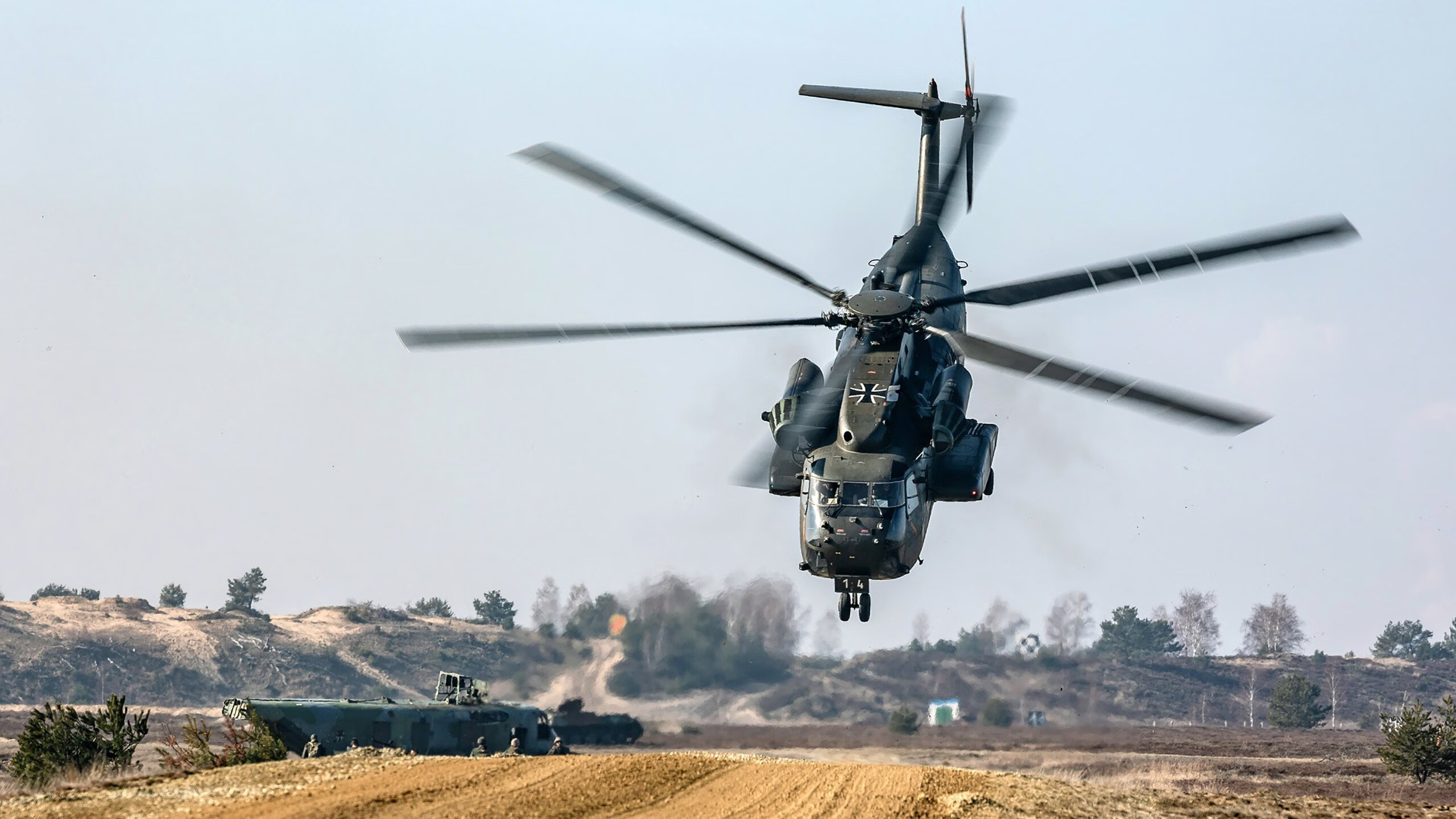 唯一激情夜，莱奥点燃F1新赛季揭幕战